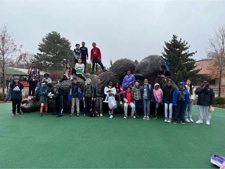 5th Grade having a wild time at the Brookfield Zoo