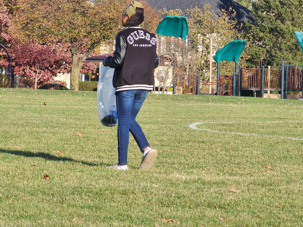 BRMS students cleaning up around their school community!